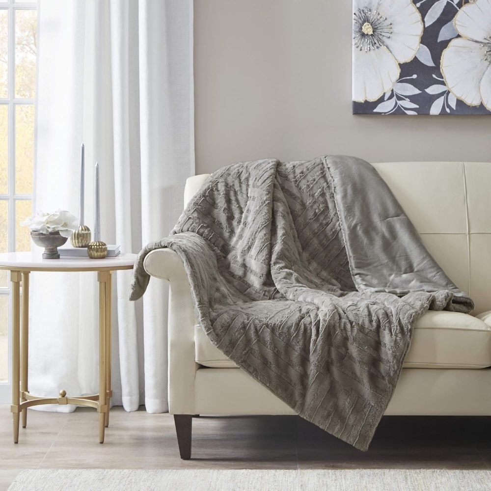 50"x60" Polar Solid Faux Fur Throw Blanket Gray - Madison Park